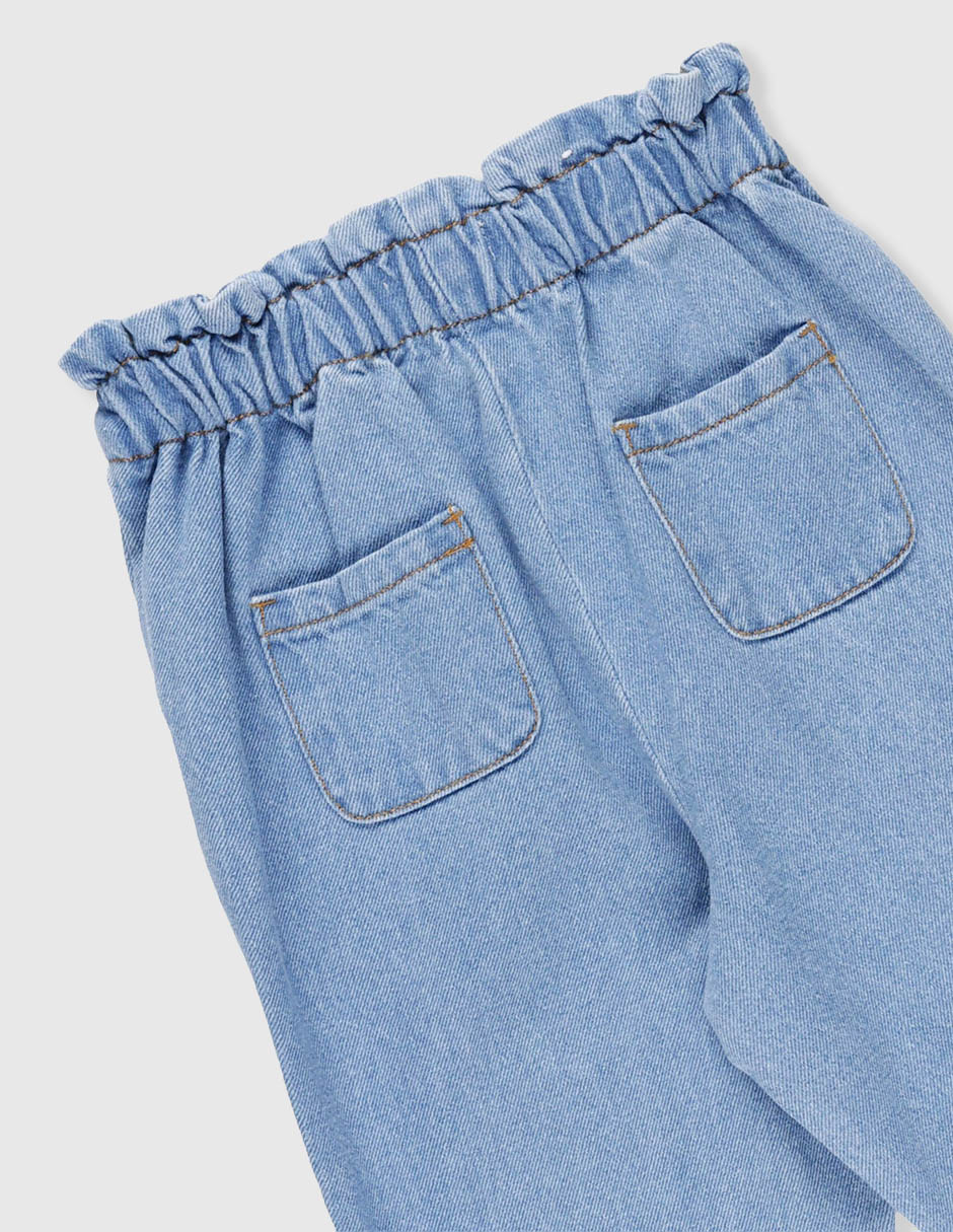 Jeans straight lavado claro para niña 4