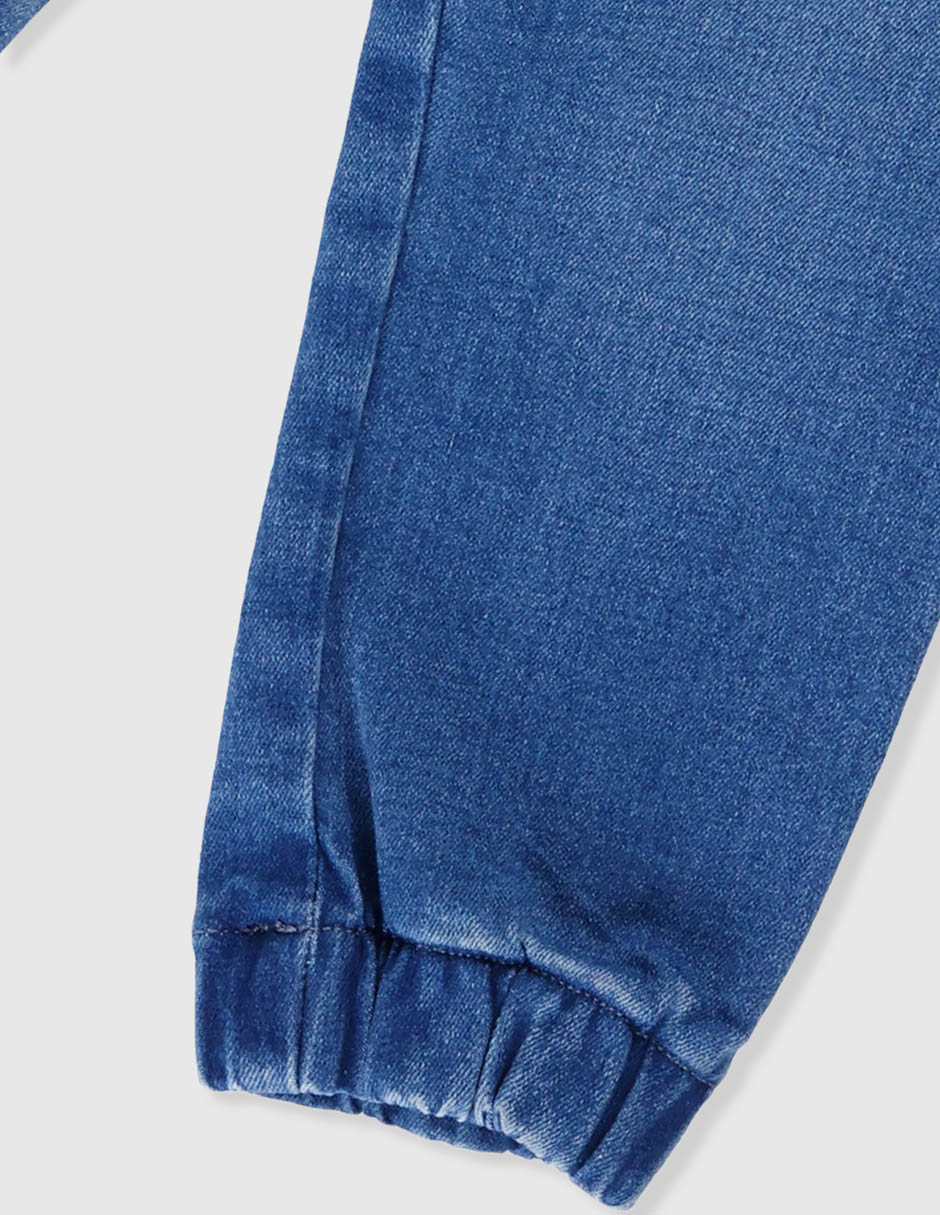 Jeans jogger slim para niño 4